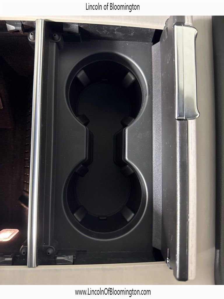 New 2025 Lincoln Navigator L Reserve w/ Jet Appearance Package image 45