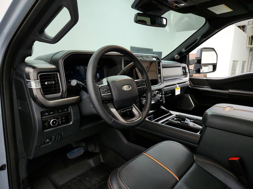 Used 2024 Ford F450 Platinum w/ FX4 Off-Road Package AWD/4WD image 13