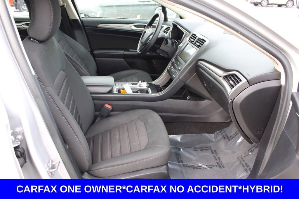 Used 2019 Ford Fusion SE image 20
