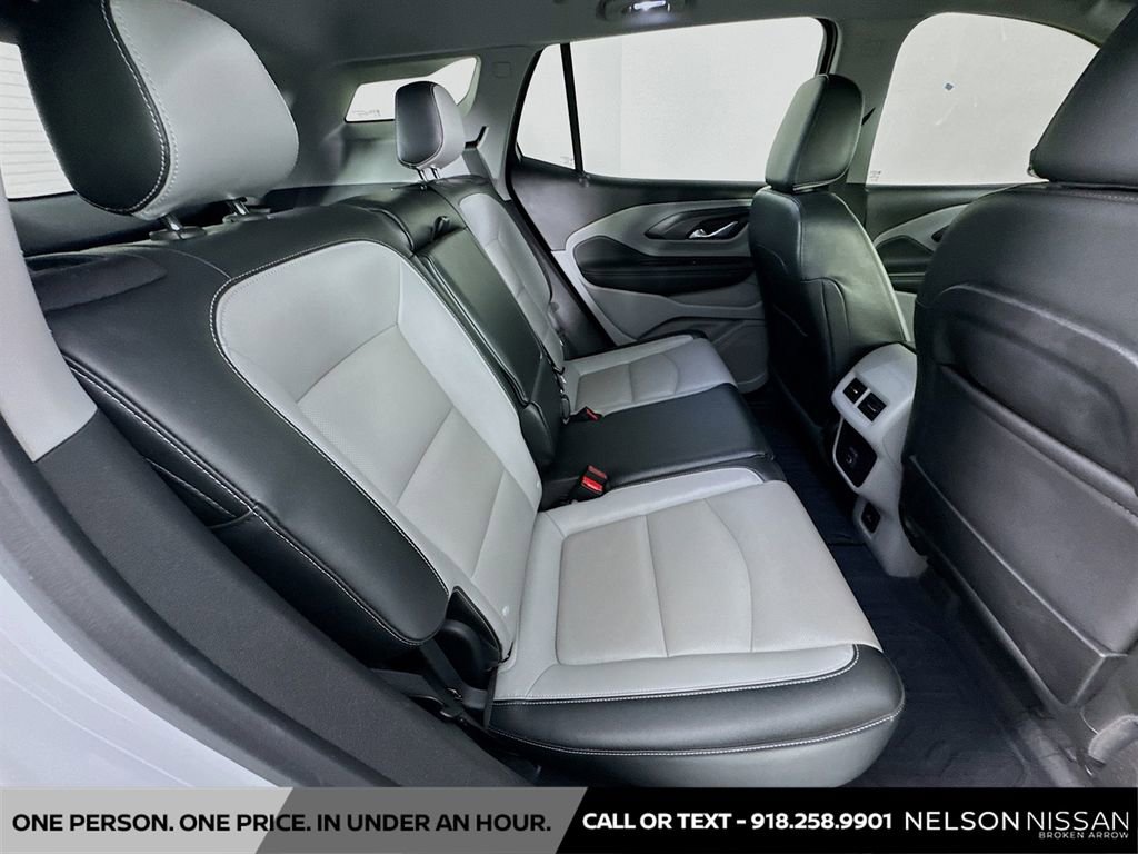 Used 2022 GMC Terrain SLT w/ LPO, Floor Liner Package image 26