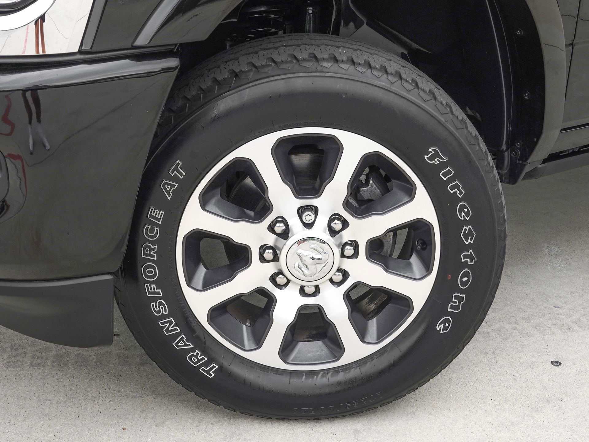 Used 2024 RAM 2500 Limited w/ Safety Group image 33