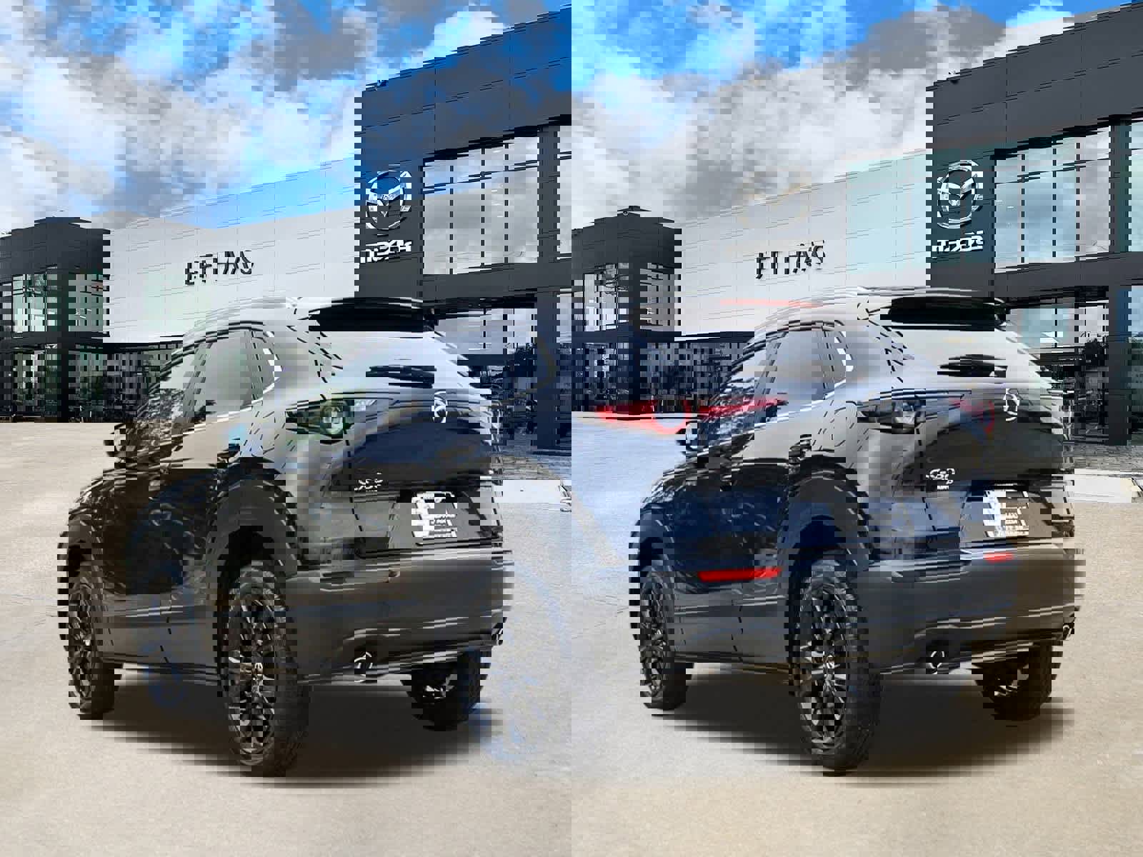 Used 2025 MAZDA CX-30 AWD 2.5 S w/ Select Sport Pkg image 2