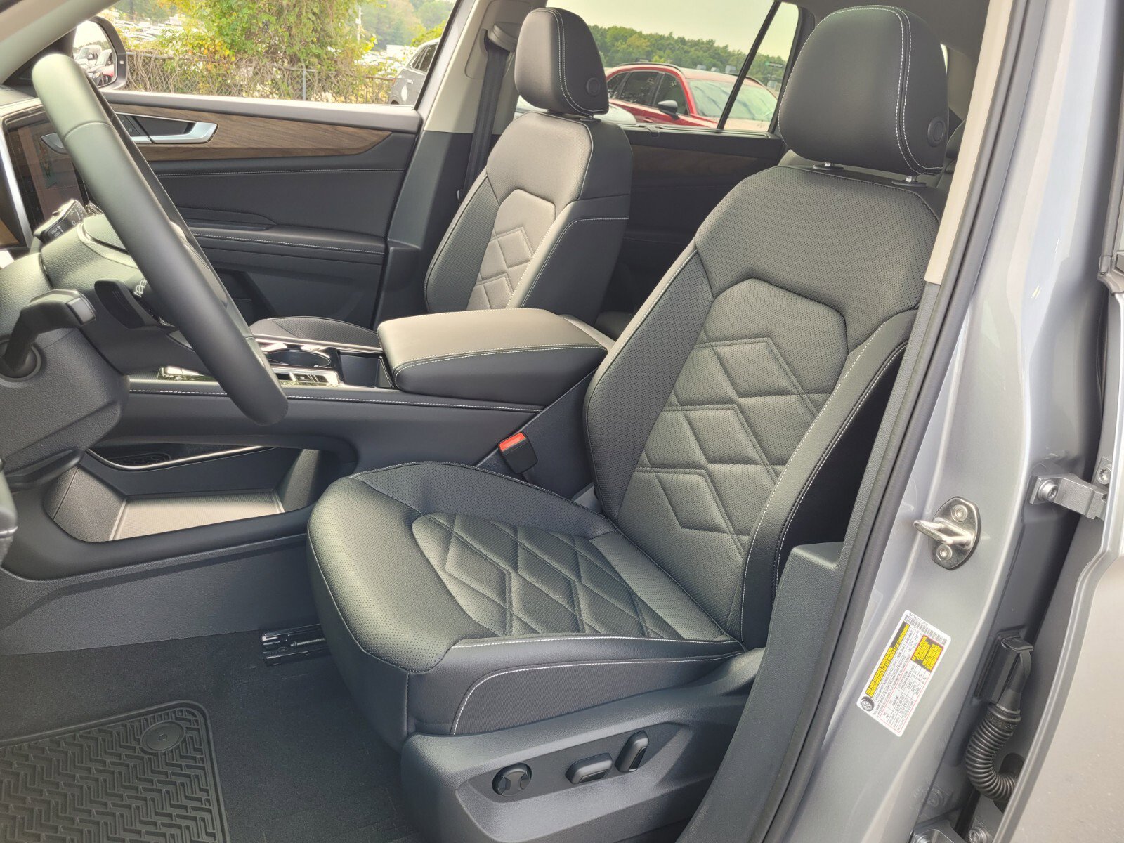 New 2026 Volkswagen Atlas SE image 4