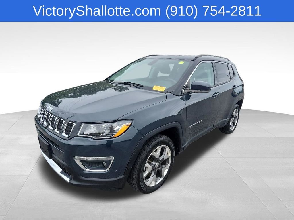 Used 2018 Jeep Compass Limited w/ Navigation Group AWD/4WD image 16