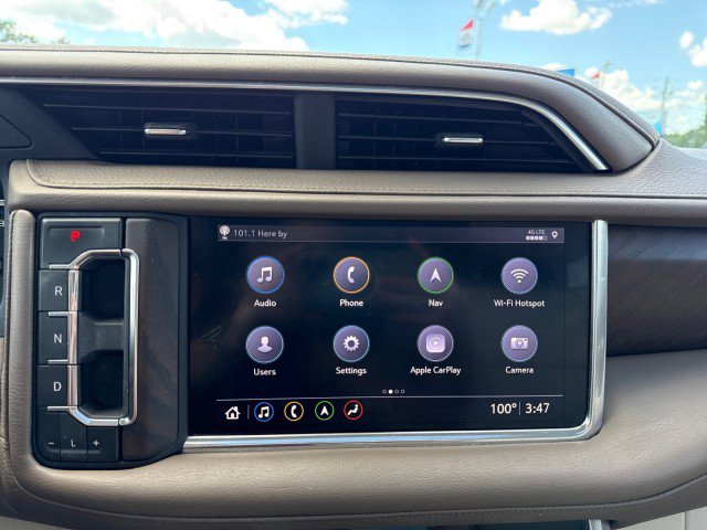 Used 2021 GMC Yukon XL Denali w/ Denali Premium Package image 28