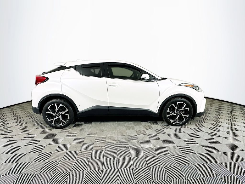 Used 2019 Toyota C-HR Limited image 11