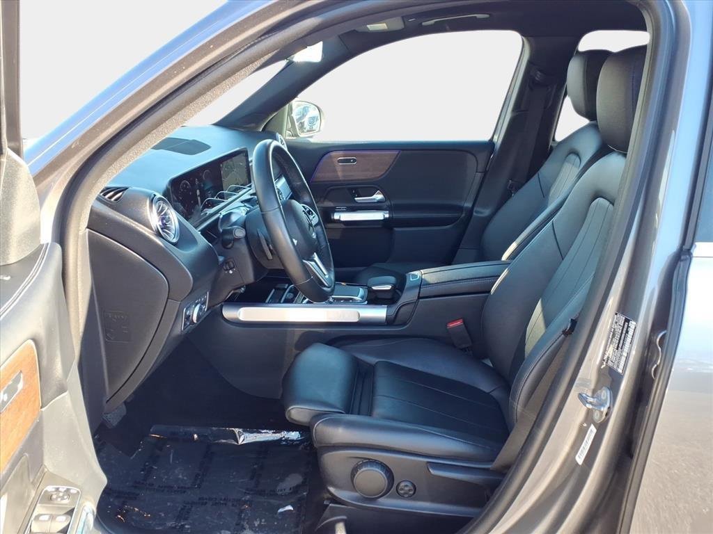 Used 2022 Mercedes-Benz GLB 250 4MATIC image 9