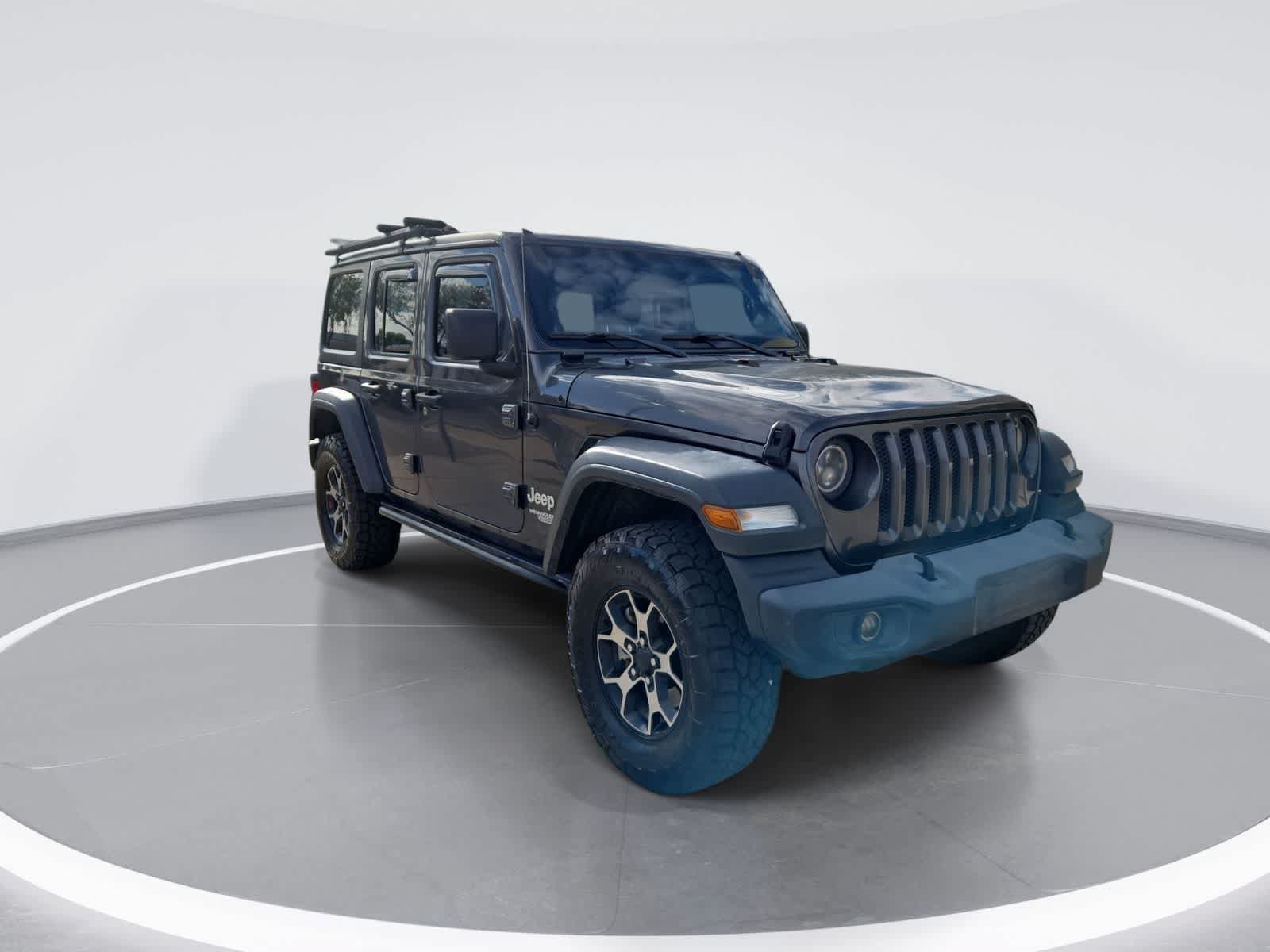 Used 2018 Jeep Wrangler Unlimited Sport AWD/4WD image 2