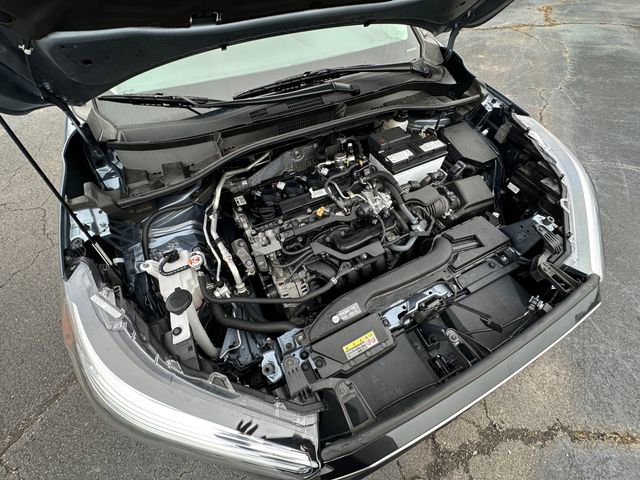 Used 2023 Toyota Corolla Cross XLE image 31