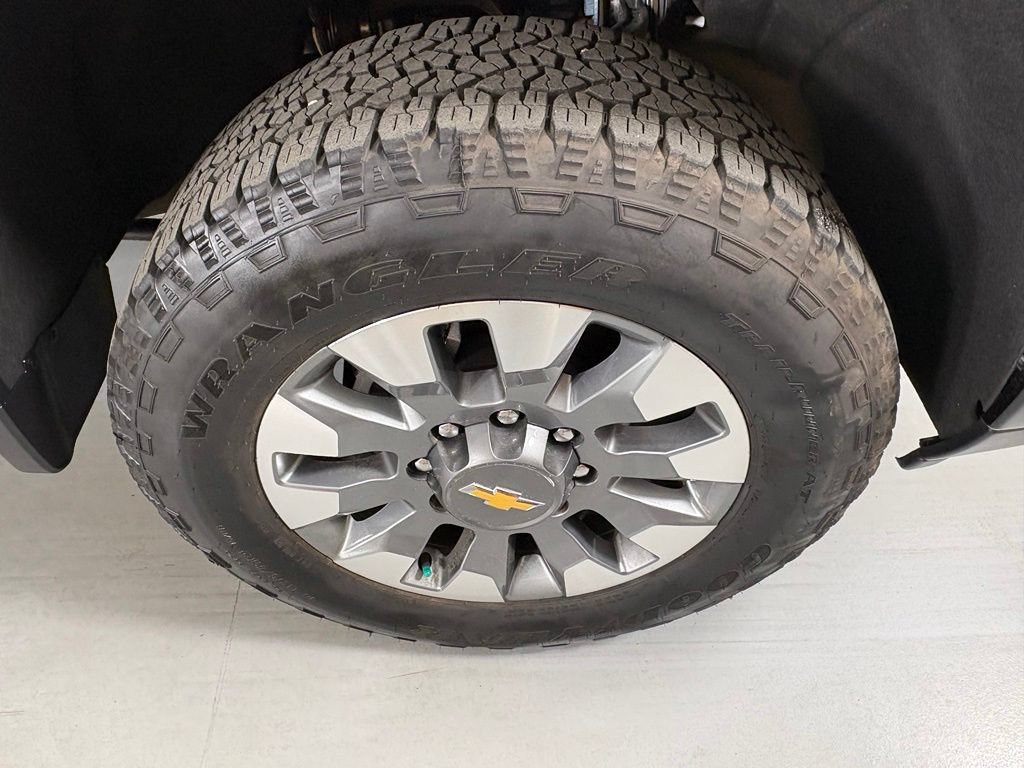 Certified 2025 Chevrolet Silverado 2500 Custom w/ Custom Value Package AWD/4WD image 14
