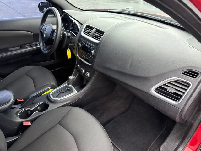 Used 2012 Dodge Avenger SE FWD image 13