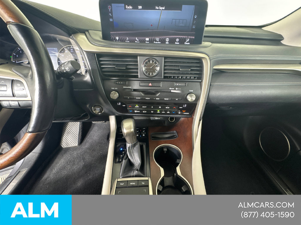 Used 2020 Lexus RX 350L Premium w/ Premium Package AWD/4WD image 32