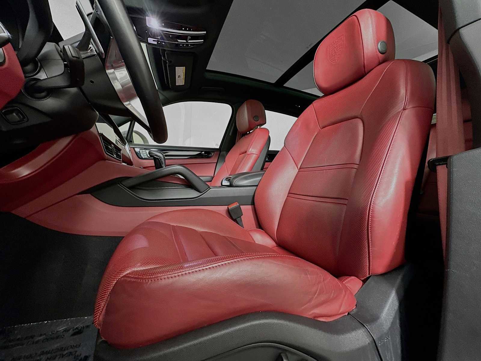 Certified 2023 Porsche Cayenne S Platinum w/ Premium Package Plus image 5