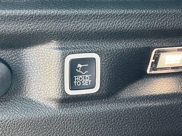New 2026 Jeep Grand Cherokee L Limited w/ Limited Altitude Package AWD/4WD image 41