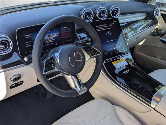 Used 2026 Mercedes-Benz GLC 300 video 3