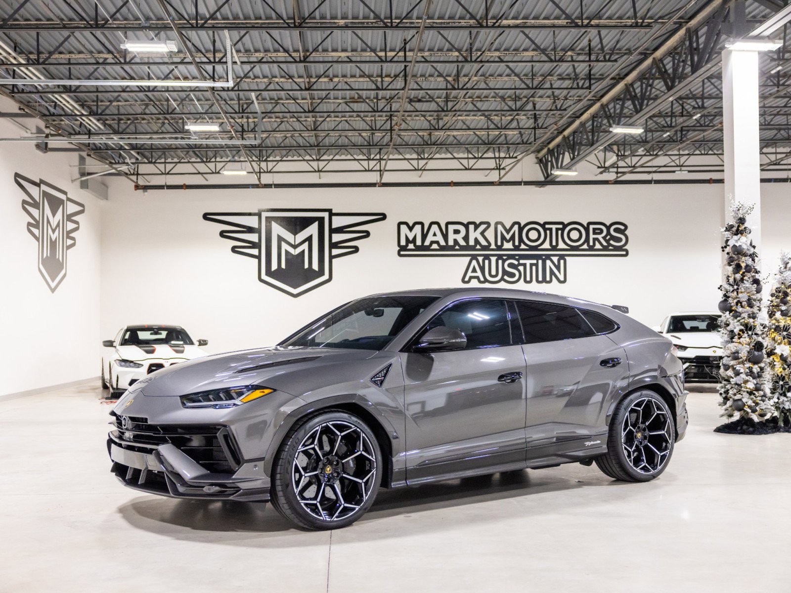 Used 2023 Lamborghini Urus Performante image 1