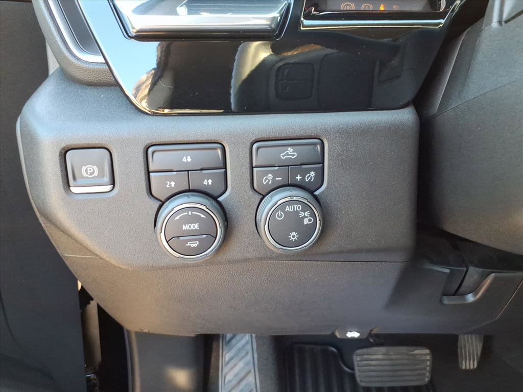 Used 2024 Chevrolet Silverado 2500 LT image 14