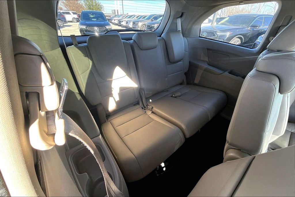 Used 2016 Honda Odyssey EX-L image 35