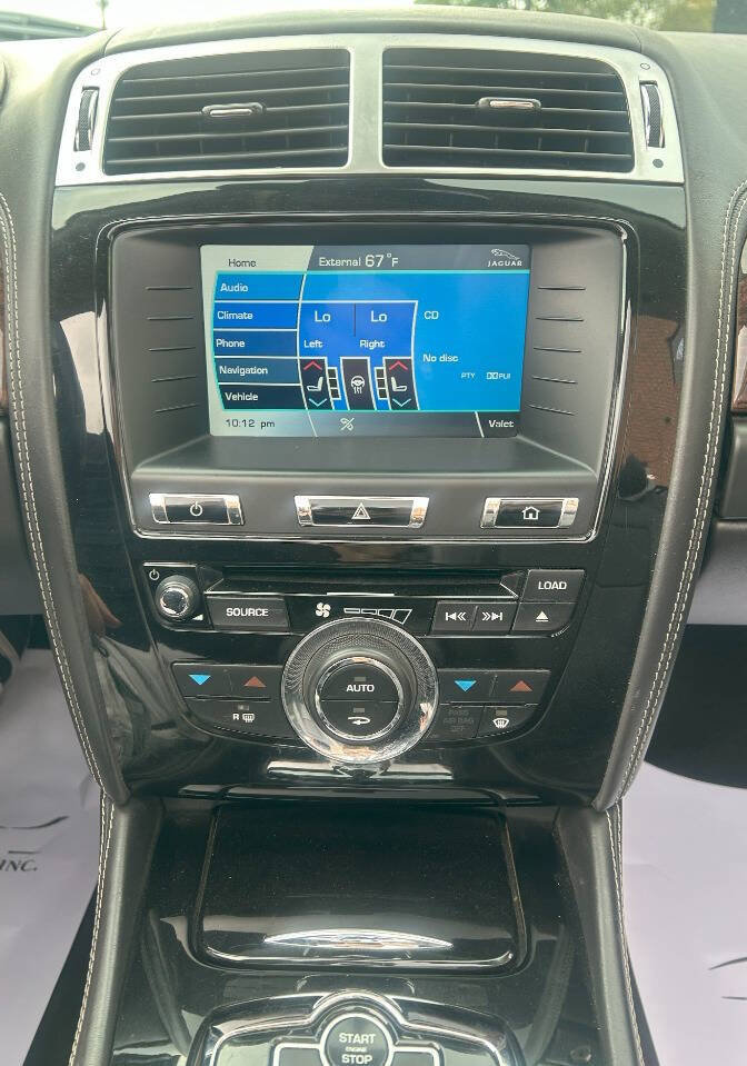 Used 2015 Jaguar XK Convertible image 30