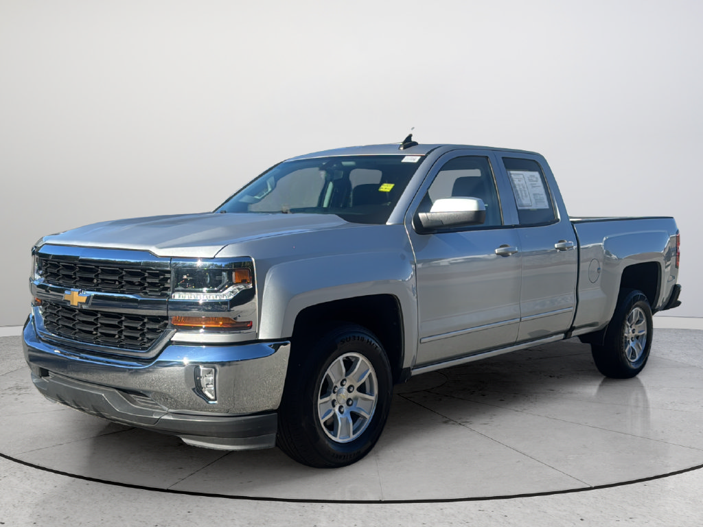 Used 2018 Chevrolet Silverado 1500 LT w/ All Star Edition RWD image 9