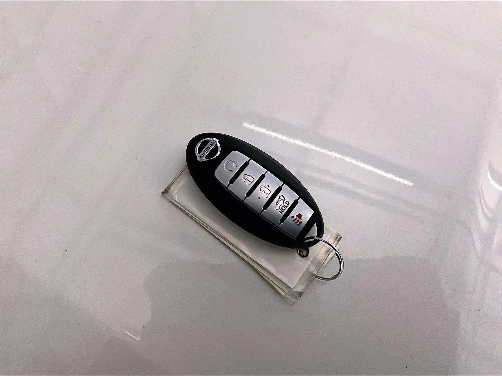 Used 2019 Nissan Rogue SL w/ Premium Package image 9