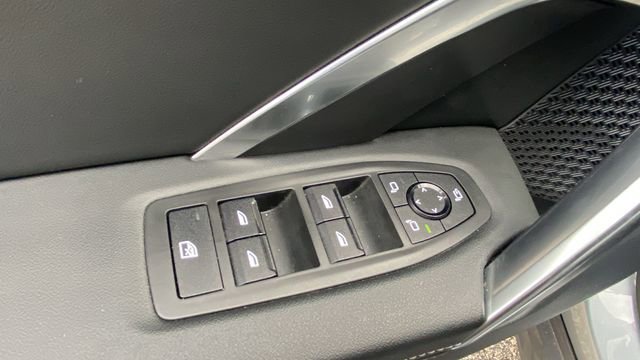 Used 2025 BMW X2 xDrive28i image 14