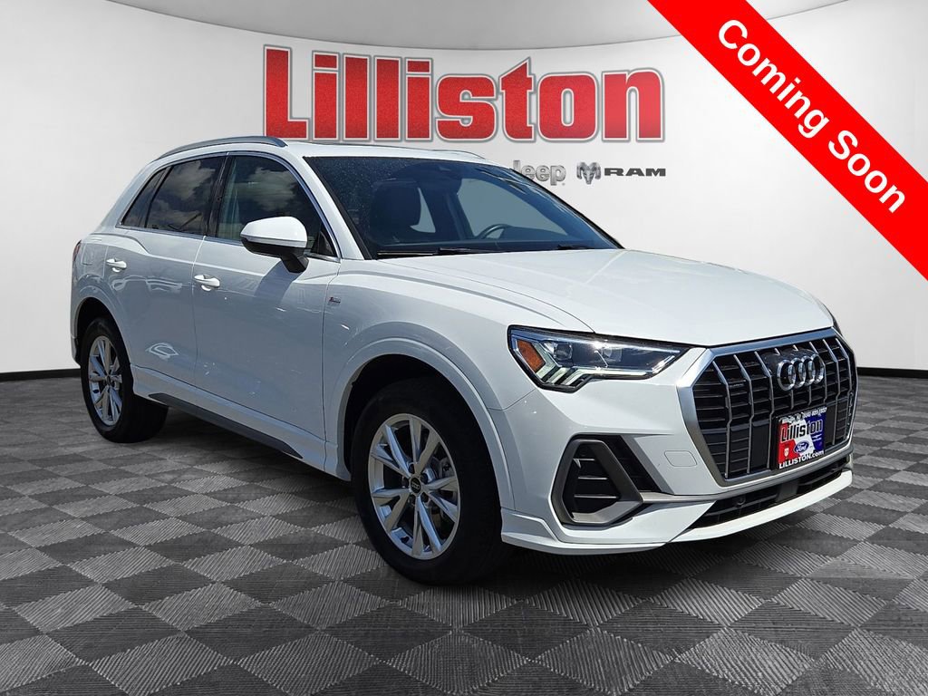 Used 2025 Audi Q3 2.0T Premium AWD/4WD image 3