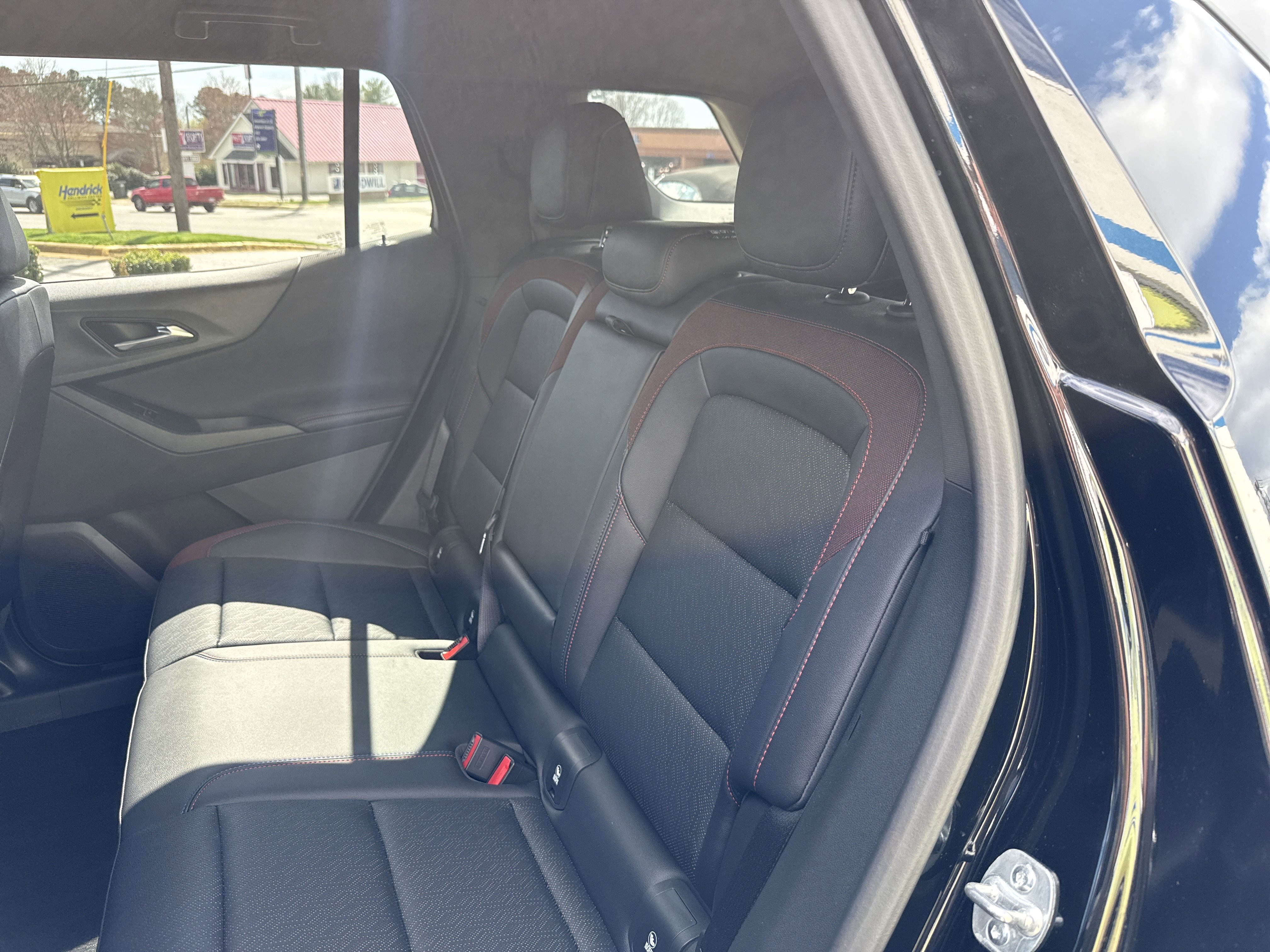 Used 2026 Chevrolet Equinox RS w/ Safety and Technology Package image 31