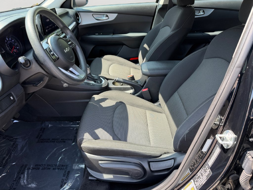 Used 2023 Kia Forte LXS FWD image 23