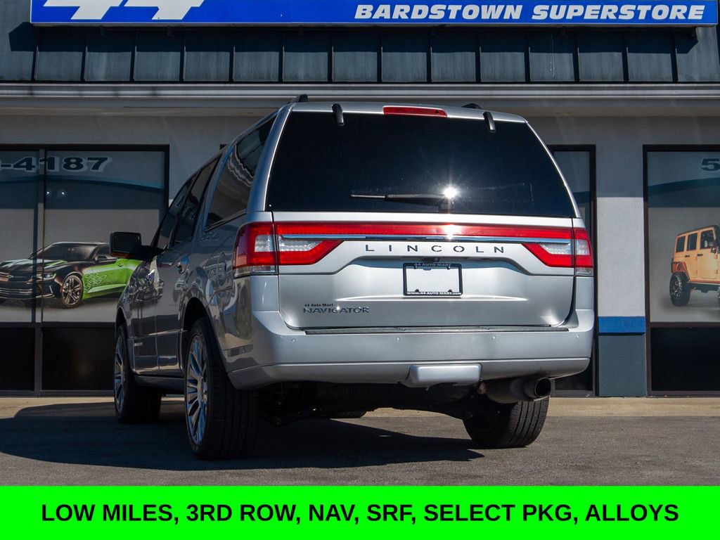 Used 2017 Lincoln Navigator Select image 7