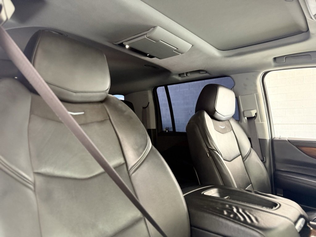 Used 2016 Cadillac Escalade ESV Premium image 42