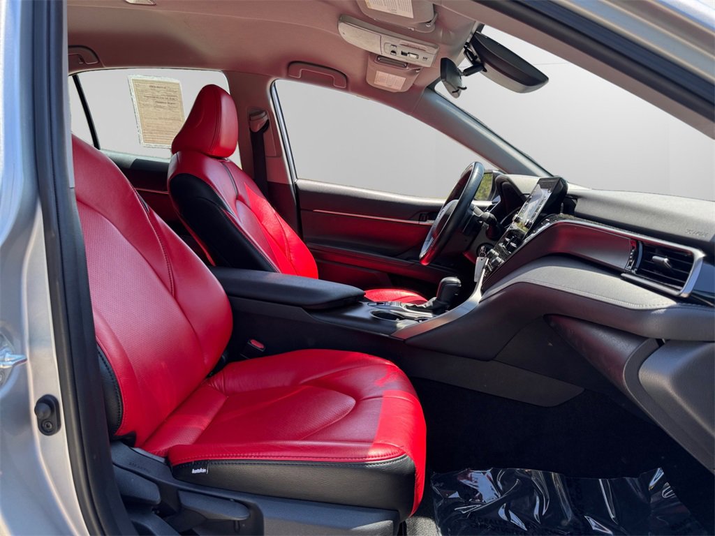 Used 2022 Toyota Camry SE image 15