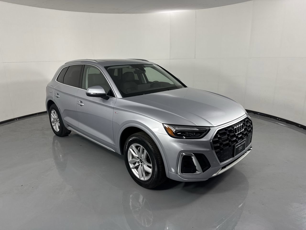 Used 2023 Audi Q5 2.0T Premium w/ Convenience Package AWD/4WD image 29