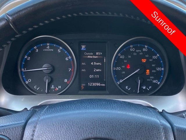 Used 2017 Toyota RAV4 XLE FWD image 23
