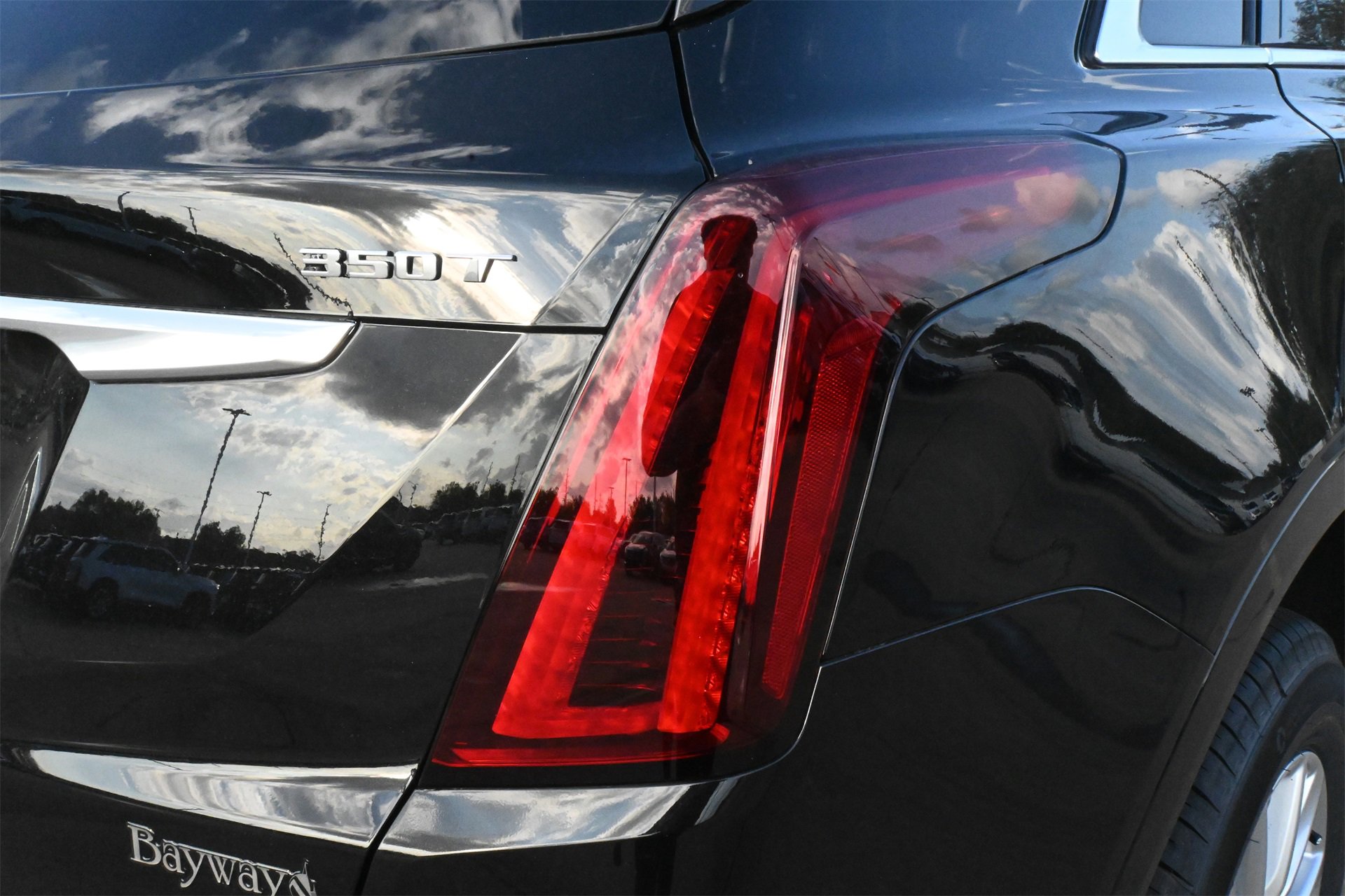 New 2026 Cadillac XT5 Luxury w/ LPO, Floor Liner Package image 22