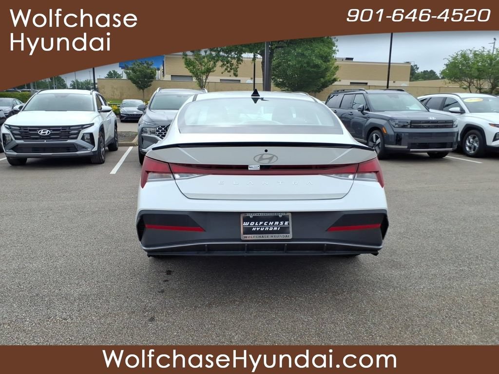 New 2026 Hyundai Elantra Sport FWD image 4