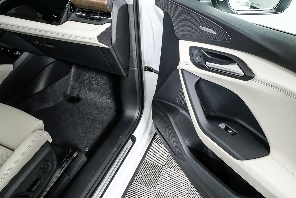 New 2025 Audi Q6 e-tron Premium Plus image 26