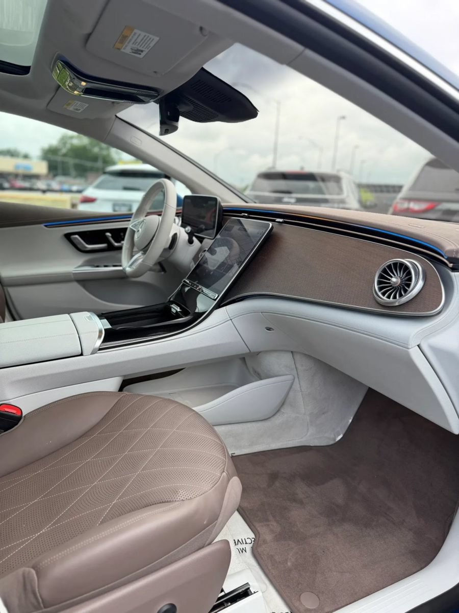 Used 2023 Mercedes-Benz EQE 350+ 4MATIC Sedan image 21