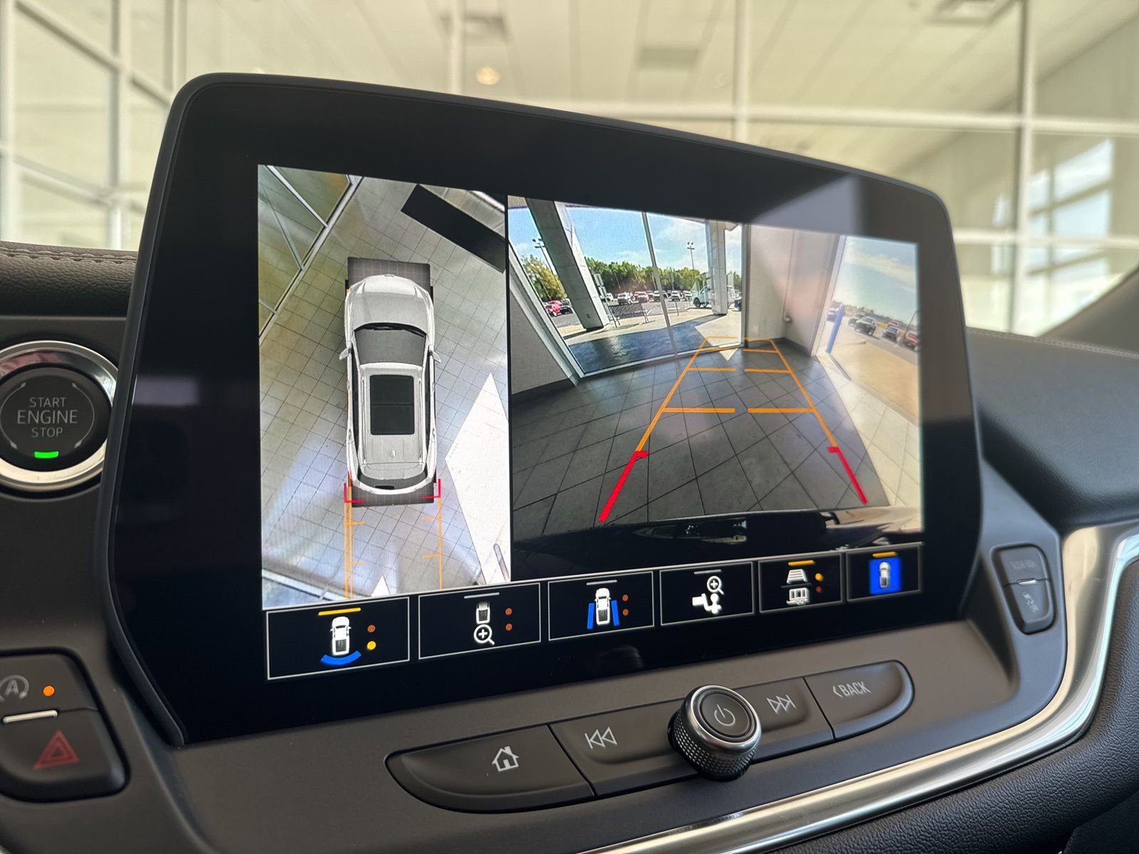 New 2025 Chevrolet Blazer LT w/ Sound & Technology Package image 32