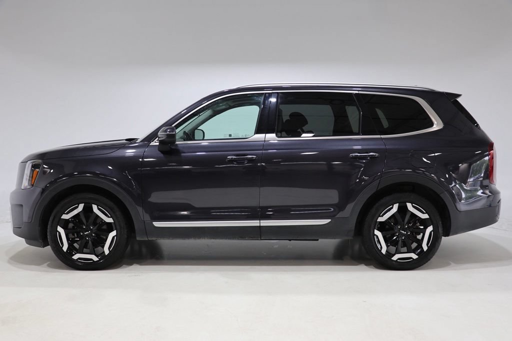 Used 2025 Kia Telluride S AWD/4WD image 4