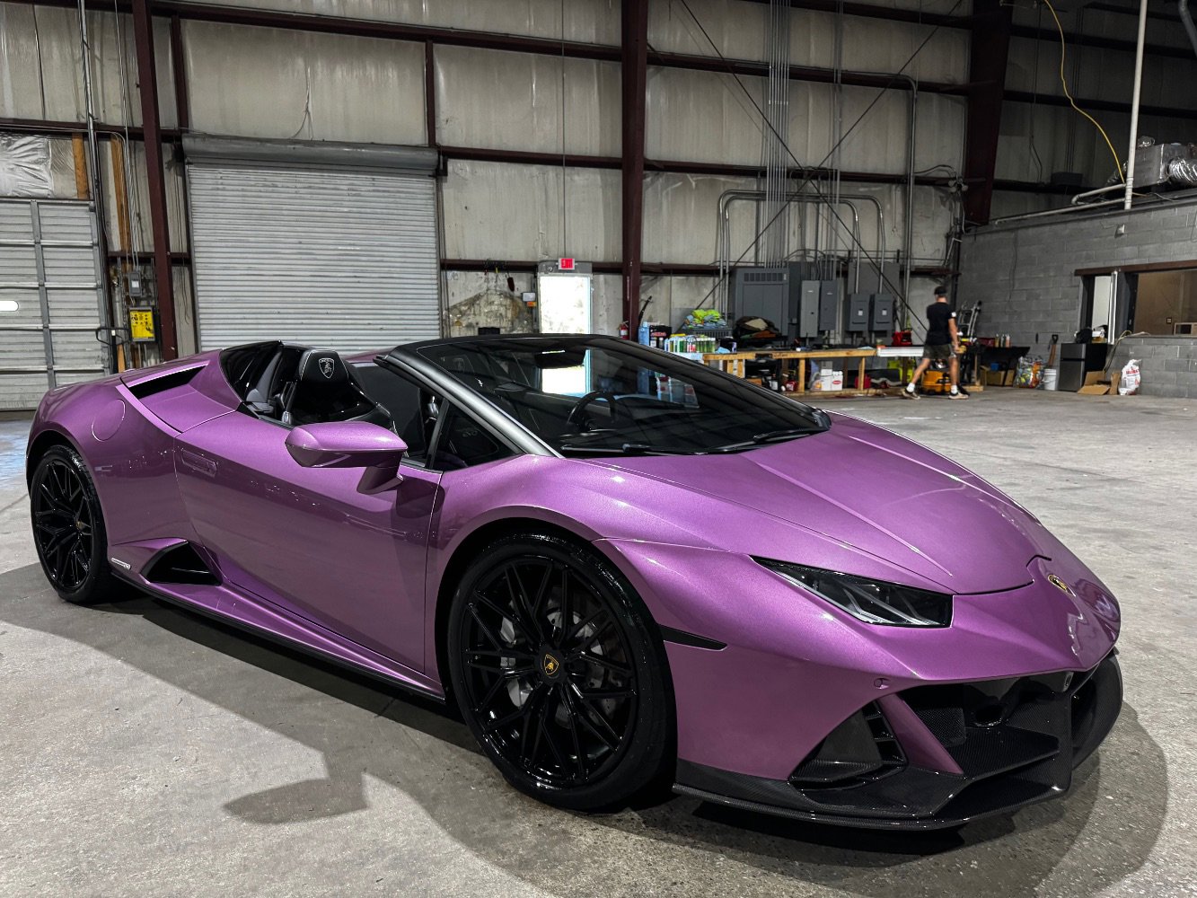Used 2022 Lamborghini Huracan EVO image 2