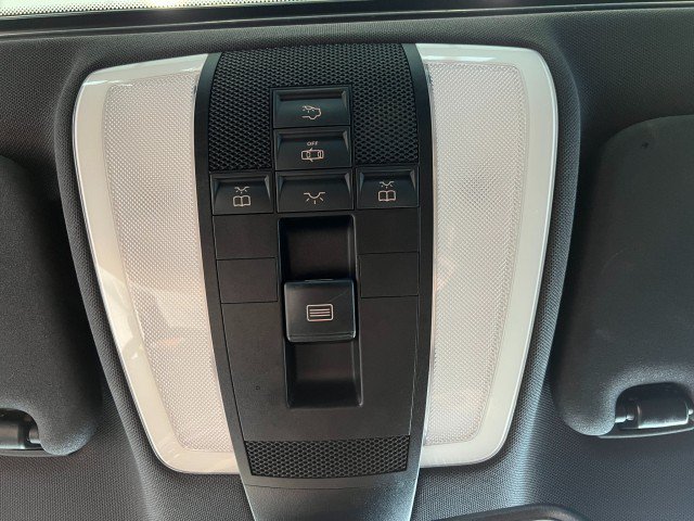 Used 2008 Mercedes-Benz C 350 Sport w/ Multimedia Pkg image 28