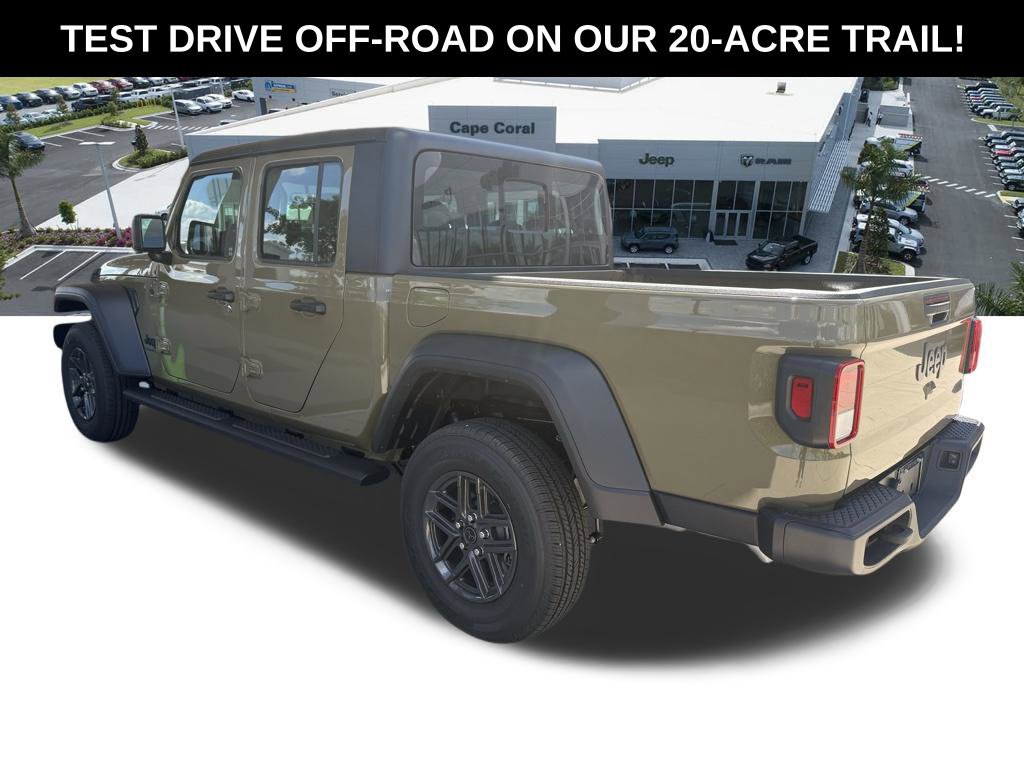 New 2026 Jeep Gladiator Sport AWD/4WD image 6