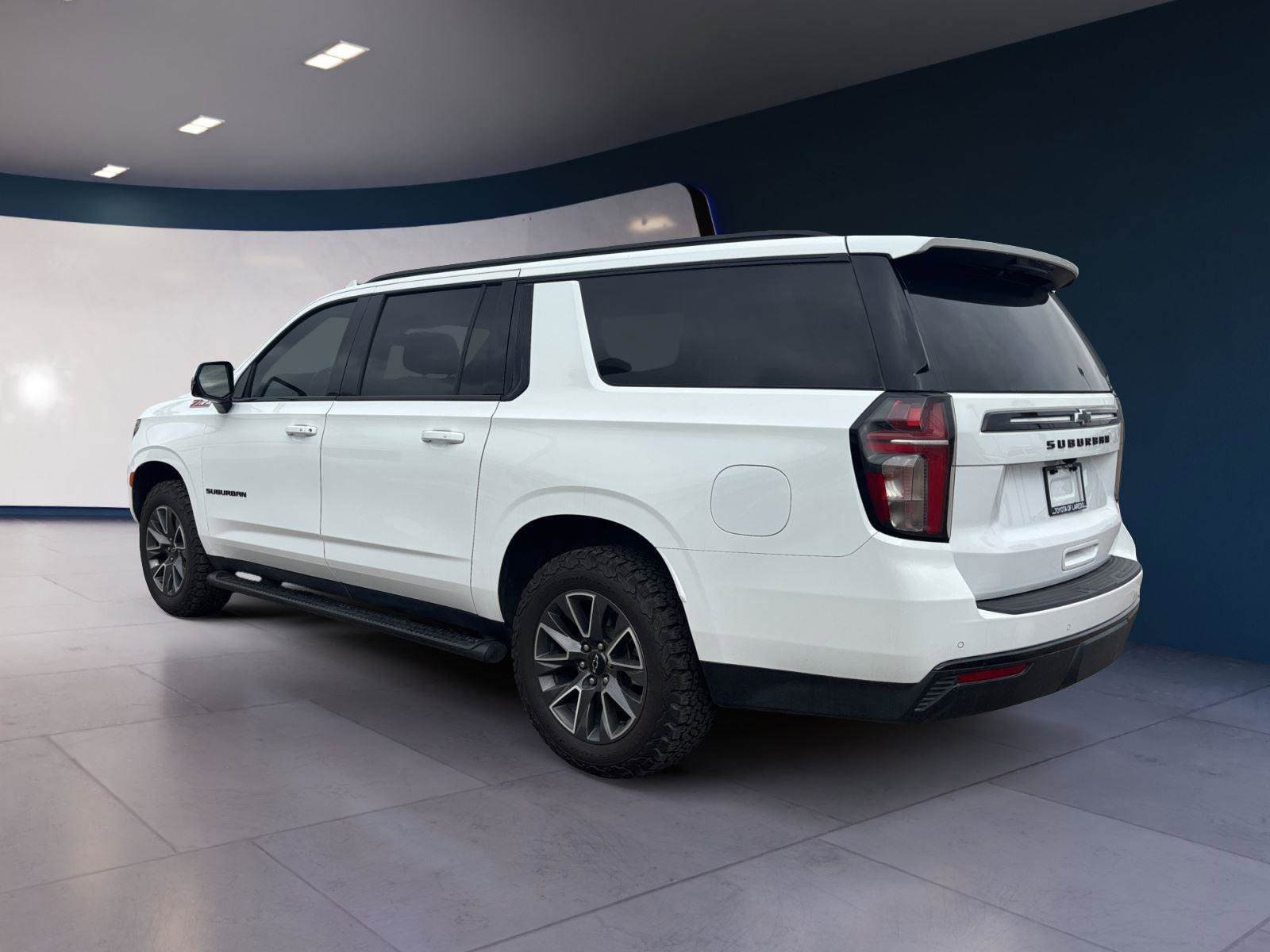 Used 2023 Chevrolet Suburban Z71 w/ Z71 Off-Road Package image 3