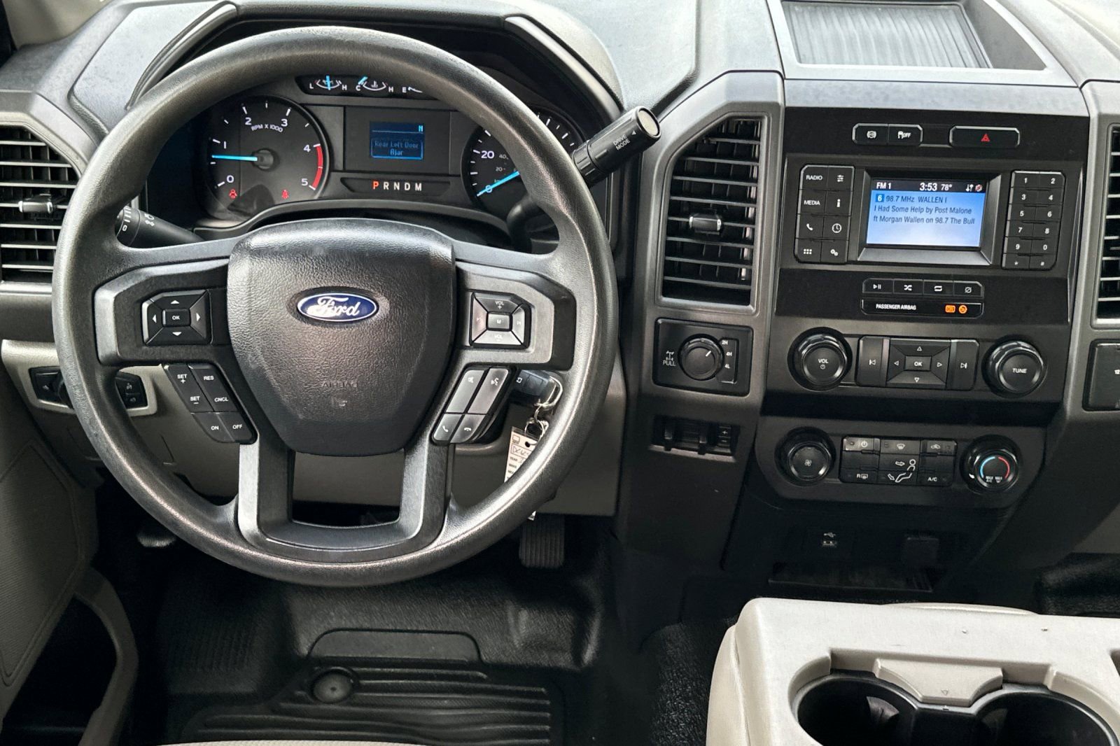 Used 2020 Ford F250 XL w/ STX Appearance Package image 14