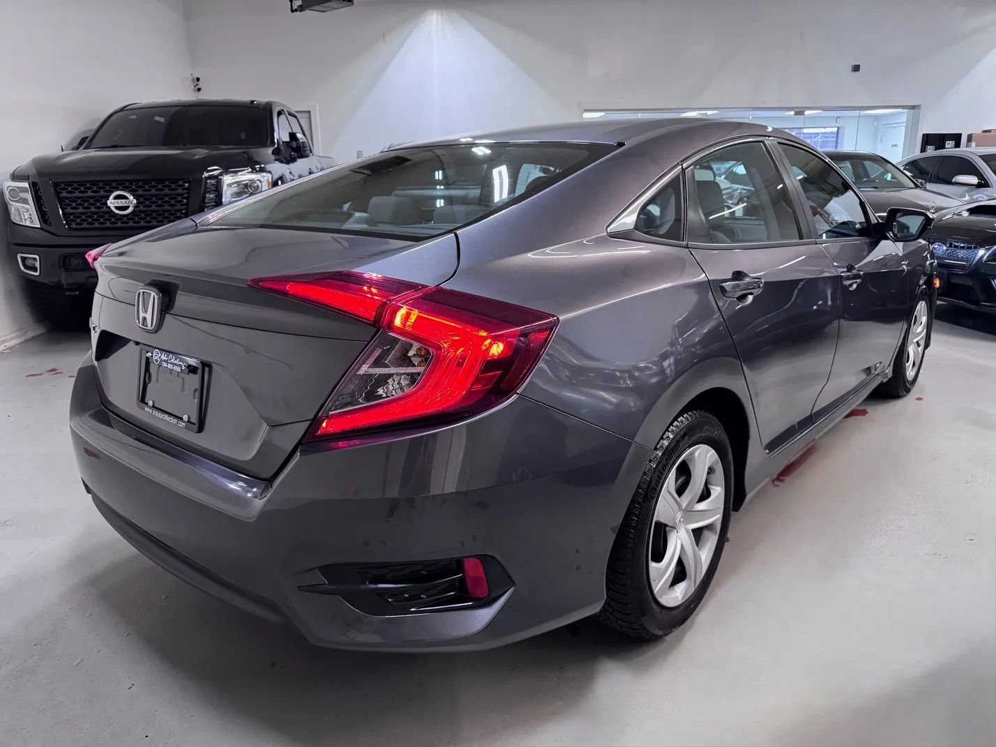 Used 2018 Honda Civic LX image 3