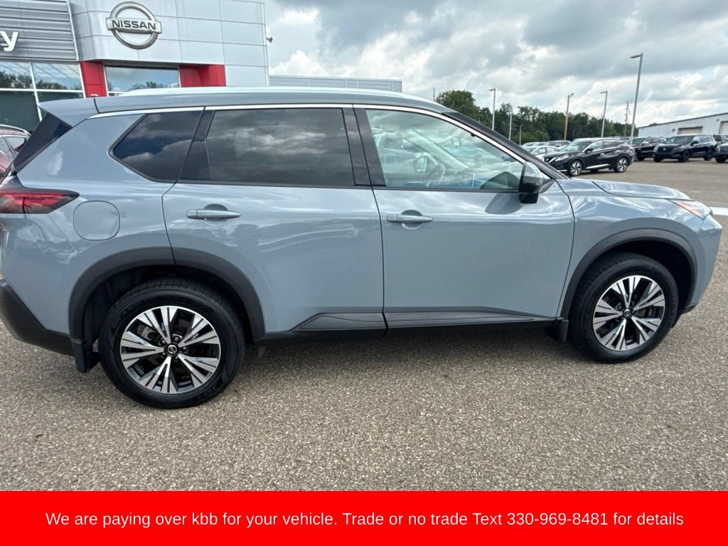 Used 2021 Nissan Rogue SV AWD/4WD image 8