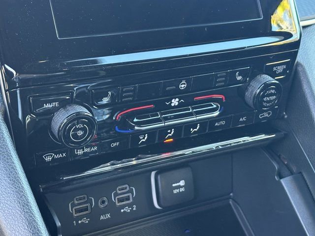 New 2025 Jeep Grand Cherokee Altitude image 17