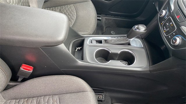 Used 2020 Chevrolet Equinox LT image 14