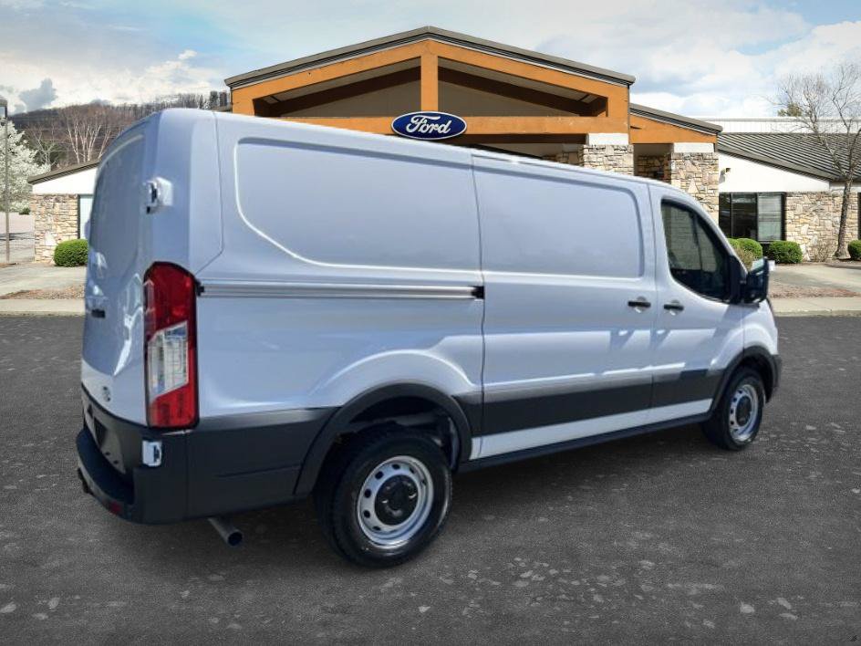 New 2024 Ford Transit 250 Low Roof RWD image 4
